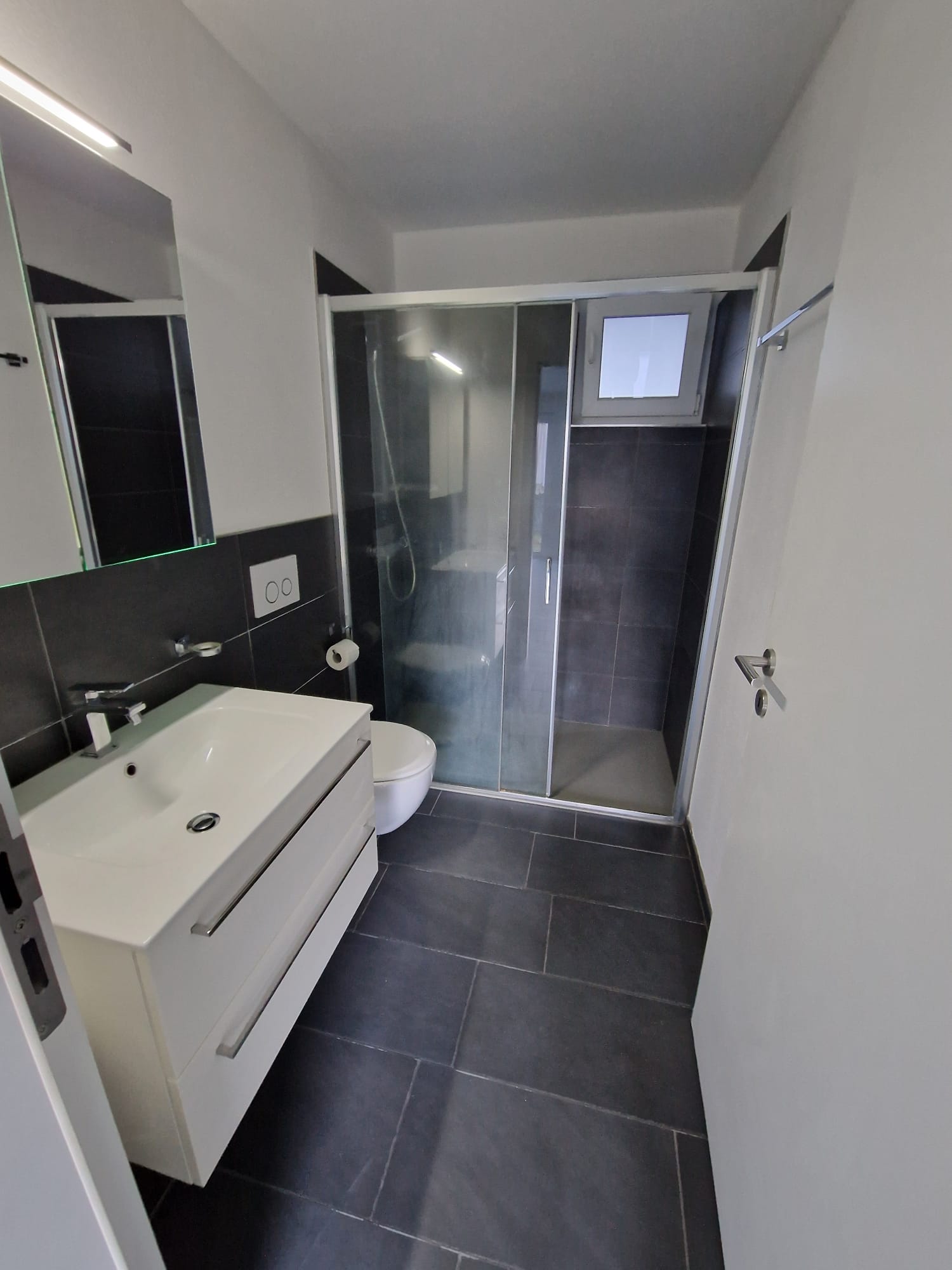 Caraa di Cavài 74, Roveredo, Grigioni 6535, 2 Stanze da Letto Stanze da Letto, ,1 BagnoBathrooms,Appartamento,In vendita,Caraa di Cavài 74,1006