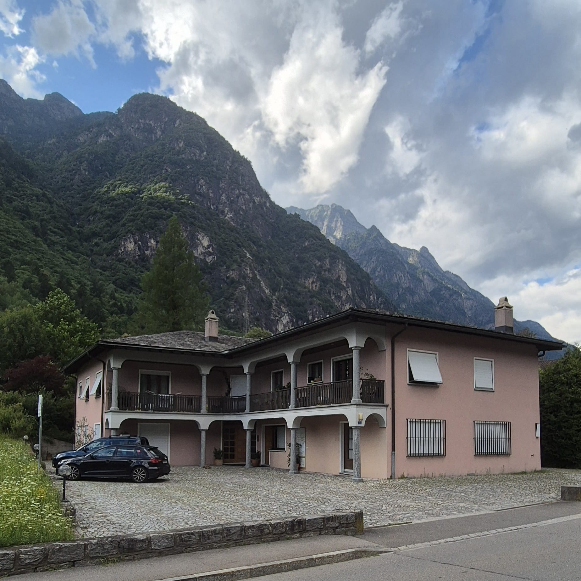 Grigioni 6557, 0 , 2 Stanze Stanze,1 BagnoBathrooms,Ufficio,In affitto,0,1012