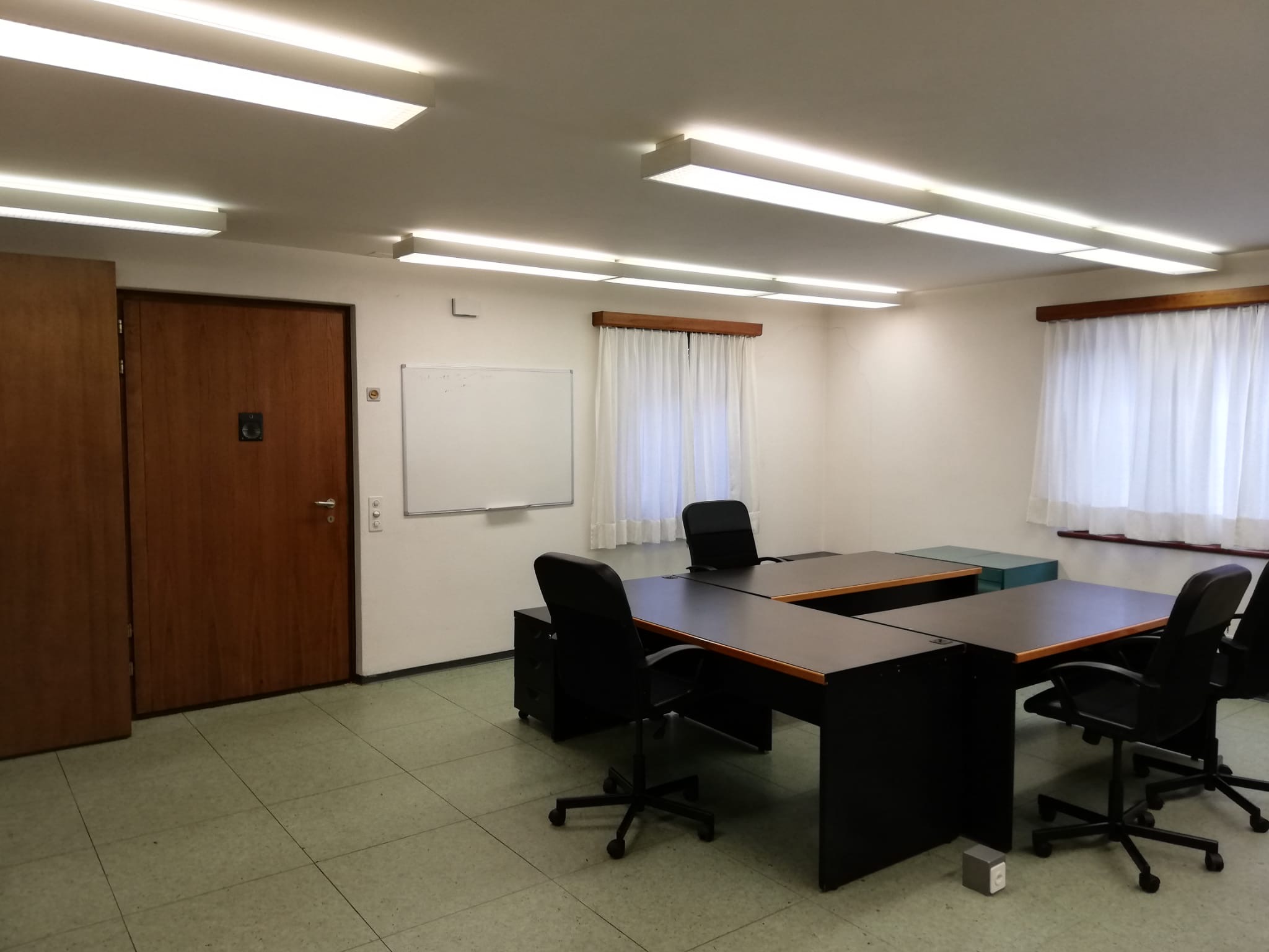Grigioni 6557, 0 , 2 Stanze Stanze,1 BagnoBathrooms,Ufficio,In affitto,0,1012