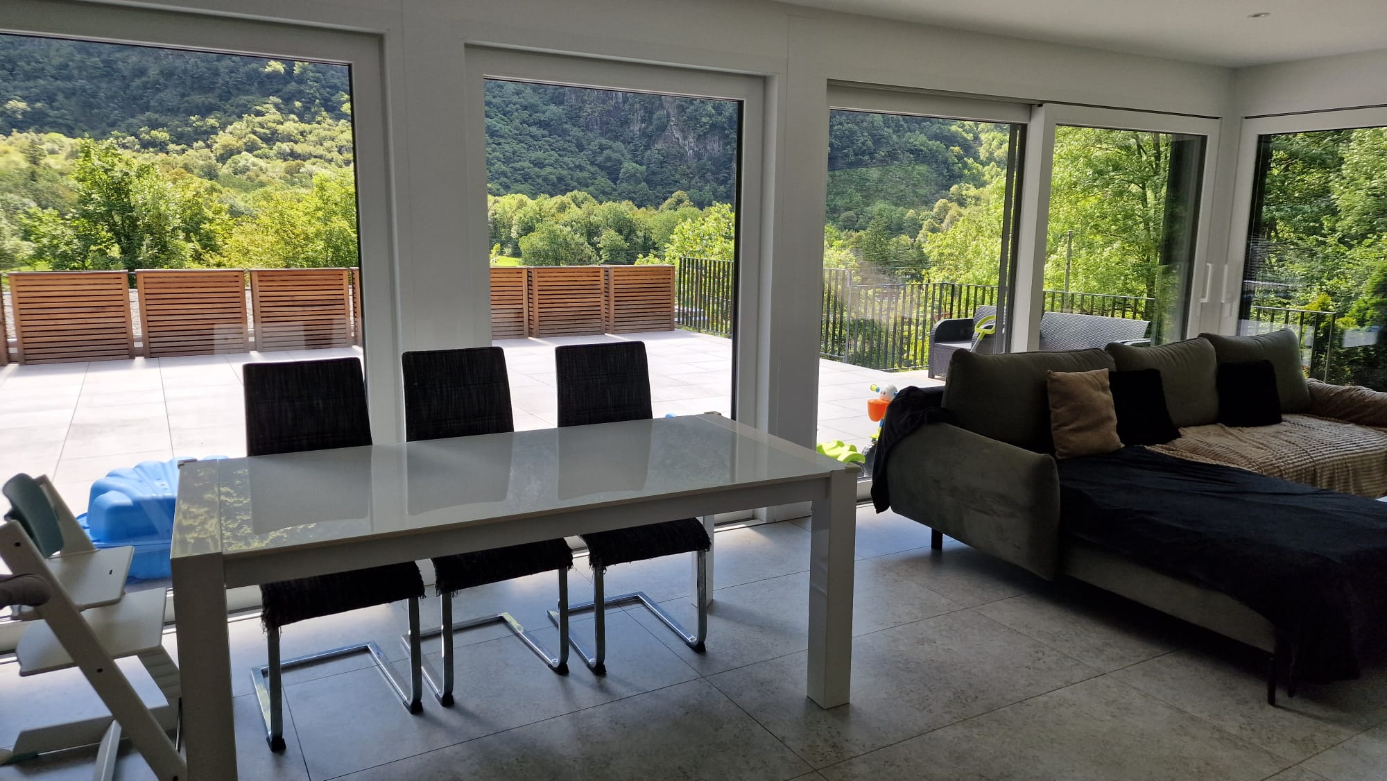 Grigioni, 3 Stanze da Letto Stanze da Letto, 0 ,3 BathroomsBathrooms,Casa unifamiliare,In affitto,0,1013